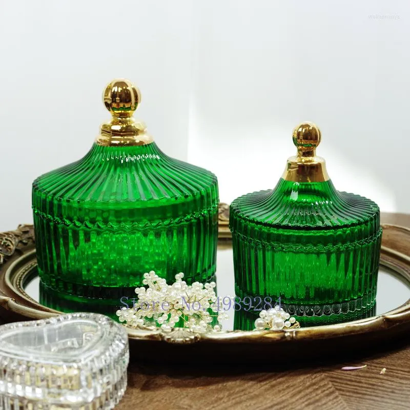 Bouteilles de rangement Pot en verre vert à relief rétro avec couvercle Boîte à bijoux transparente dorée Organisation de bureau Décoration de la maison moderne