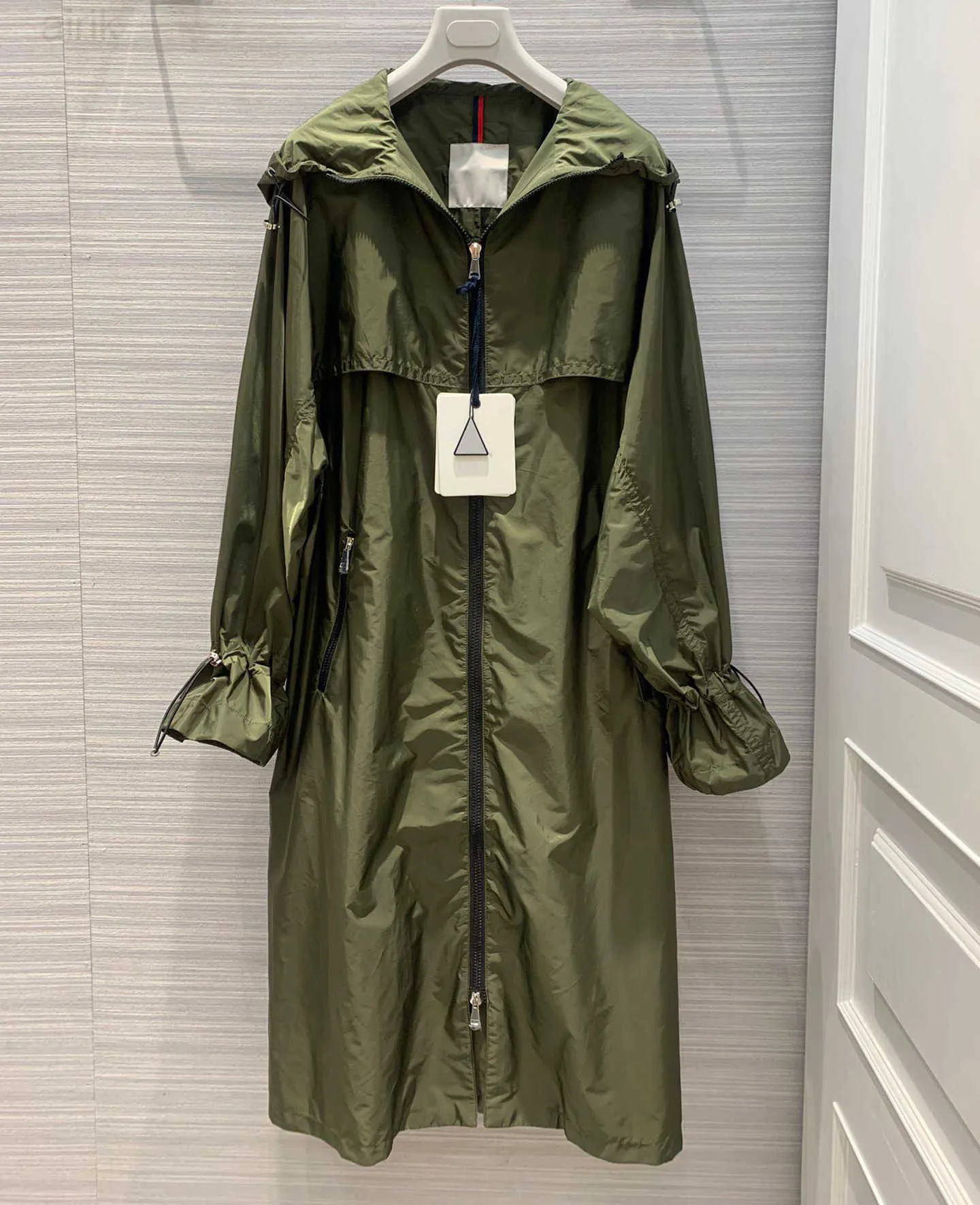 Vestes Trench de styliste française pour femmes, manteaux à capuche, taille respirante, vêtements de protection solaire, brassards brodés, manteau coupe-vent