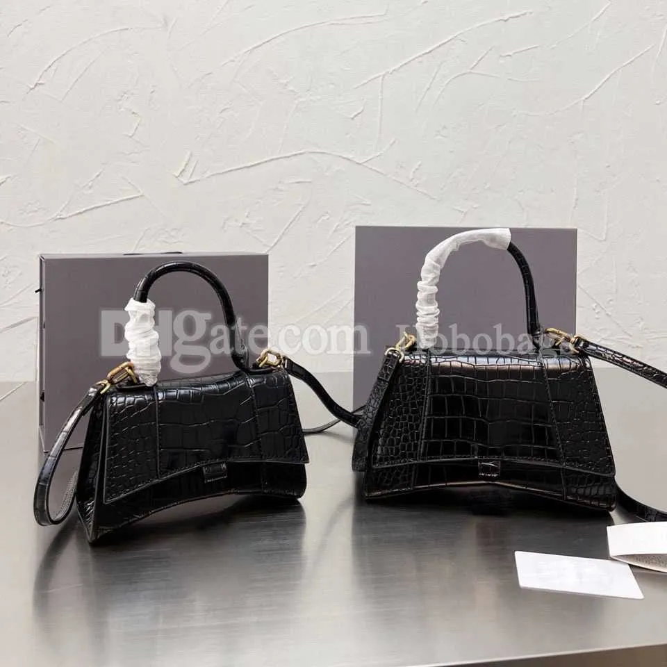 Tasarımcılar Çanta Lüksler Kadın Crossbody Omuz Çantası Büyük Kapasiteli Çanta Timsah Desen Lady Cutse Siyah ve Pembe Çok Yeri Tasarımcı Çantalar