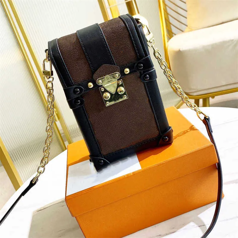 Высококачественная вертикальная дизайнерская сумка Pochette Essential Trunk маленький кошелек S-блоки Mono Mini Mini Bag Gram Luxurys Designers Bags M63913