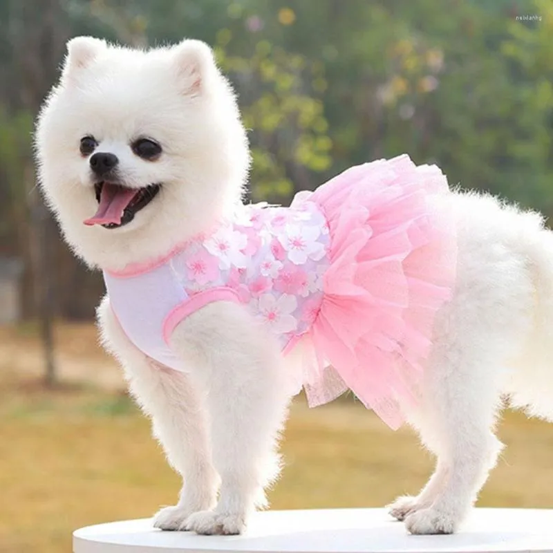 犬のアパレルかわいいスカートペットプリンセスチュチュ春と夏の通気性のある甘いピーチブロッサムドレス小さな犬用猫の結婚式の服