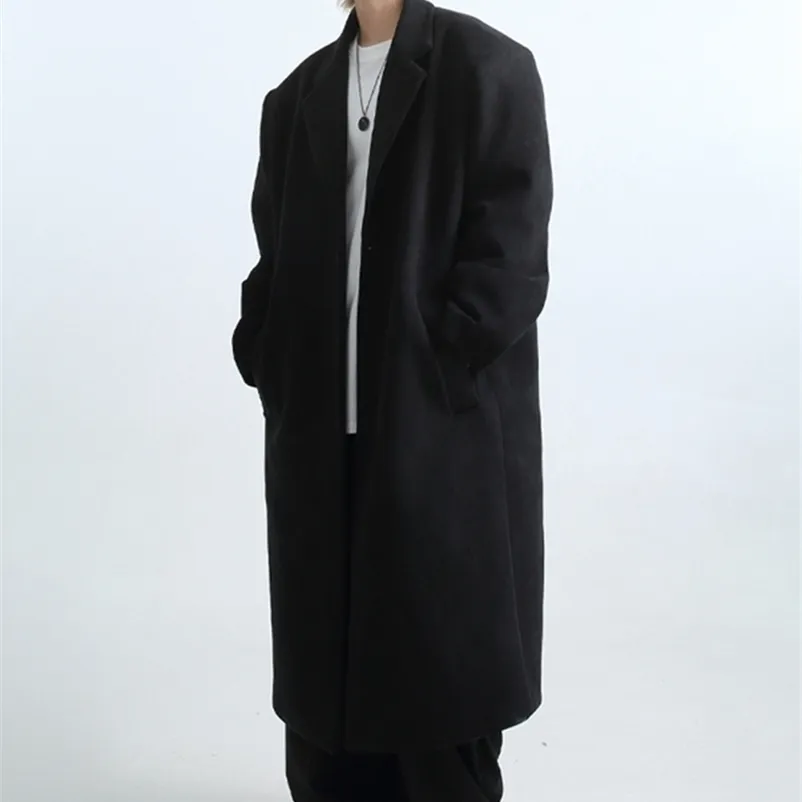 Herr ull blandar Mauroicardi Autumn Winter Long Overized Warm Moft Black Trench Coat Men med axelkuddar Lossa Casual Korean Fashion Overrock 220930