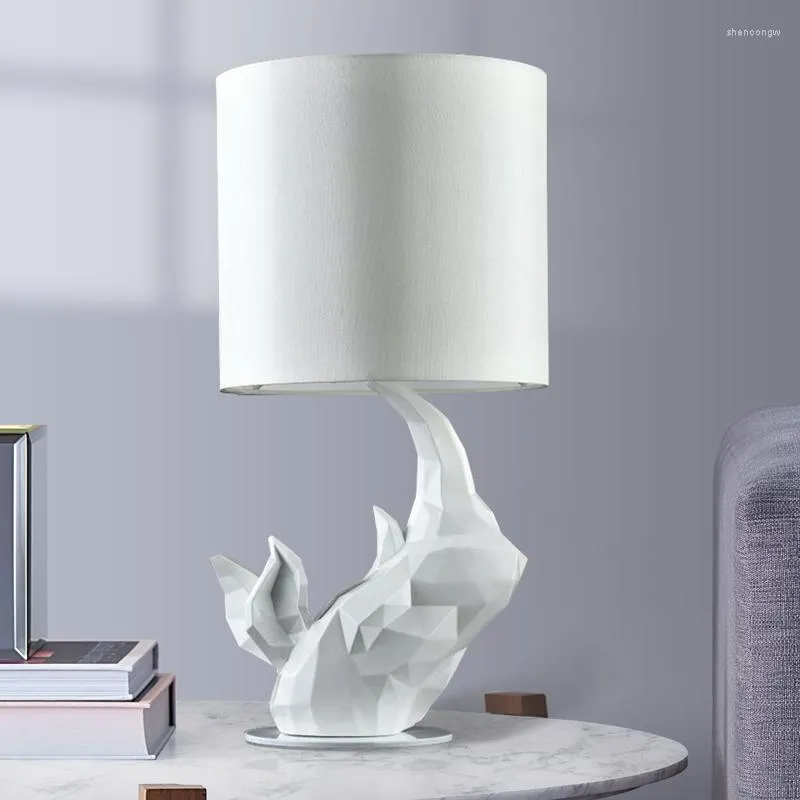 Table Lamps Nordic Geometric Rhino LED Modern Bedroom Bedside Lamp Living Room Decor Light Resin Industrial Lighting Luminaire