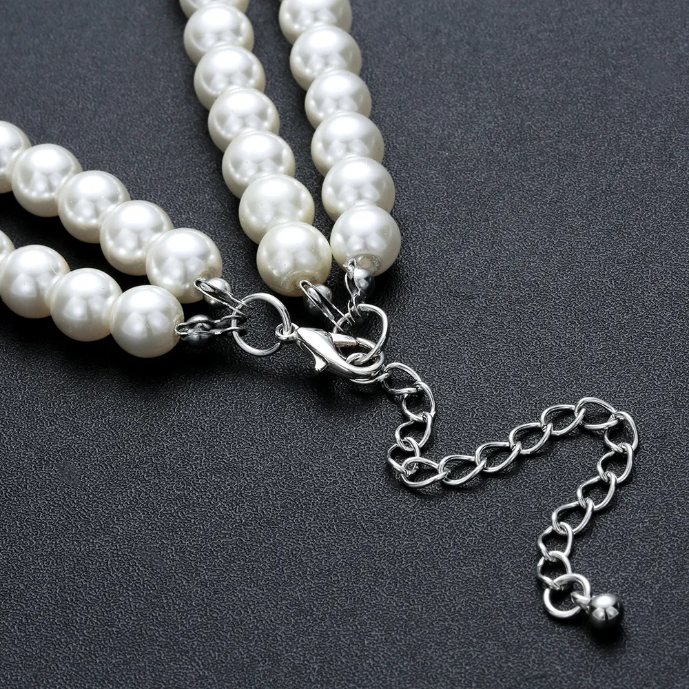 37,325 Blancos Del Fondo Perlas Y Fotos de stock - Fotos libres de regalías  de Dreamstime, image size:1000x1000