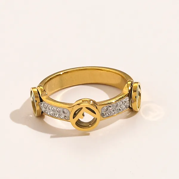 Fashionabla smycken designer vigselringar kvinnor brev 18K guldpläterade rostfritt stål diamant ädelstenar ring fin finger ring kärlek bröllop leveranser ZG1528