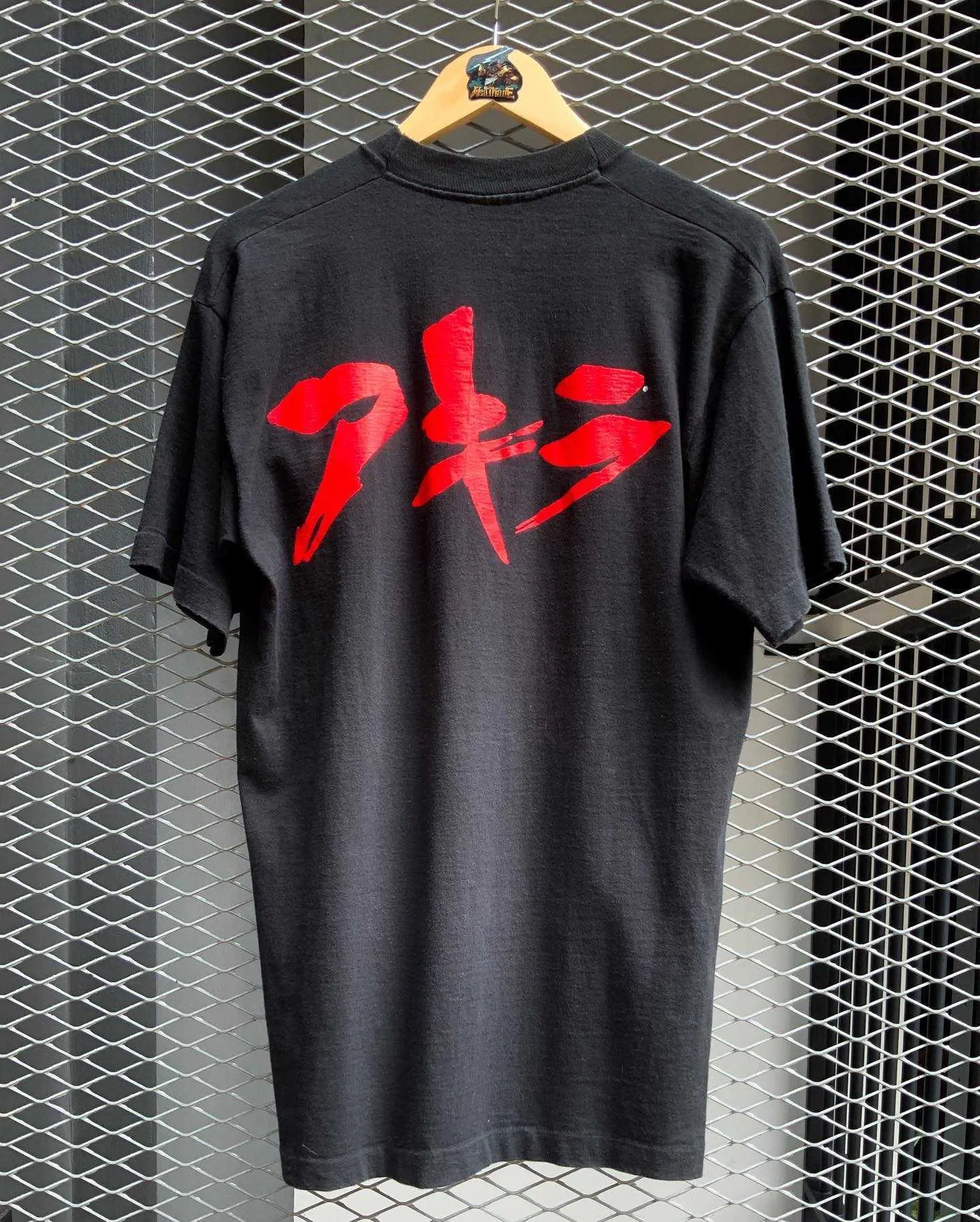 Wholesale AKira Vintage Heavy Weight Loose Short Sleeve Wholesale AKira Vintage Heavy Weight Loose Short Sleeve