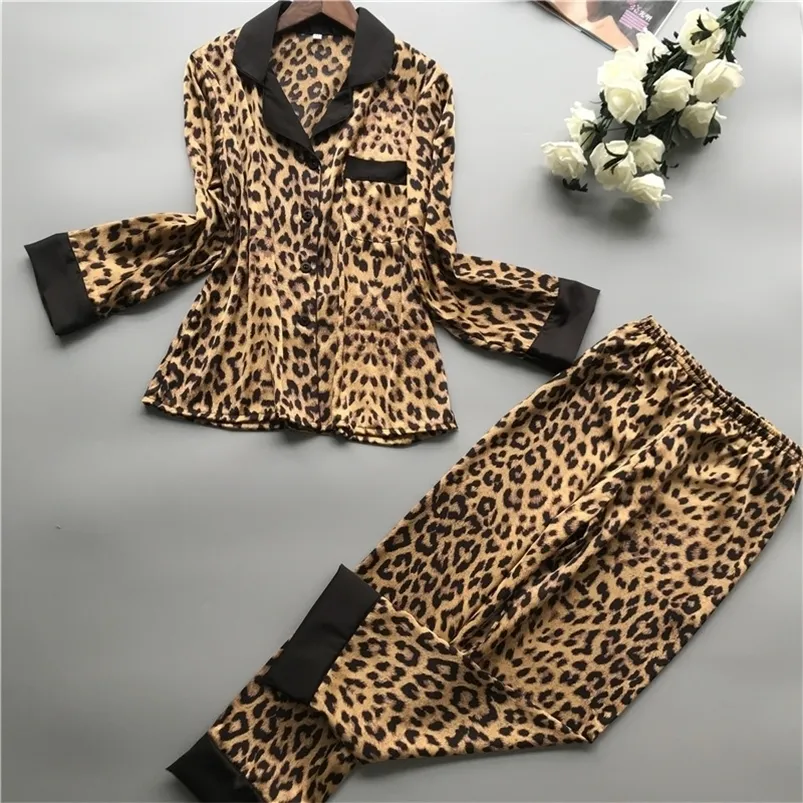 Kvinnors s￶mnkl￤der Lisacmvpnel Spring Long Sleeve Pyjamas Woman Ice Silk Fashion Leopard Print Sexig Pyjama Set 221007