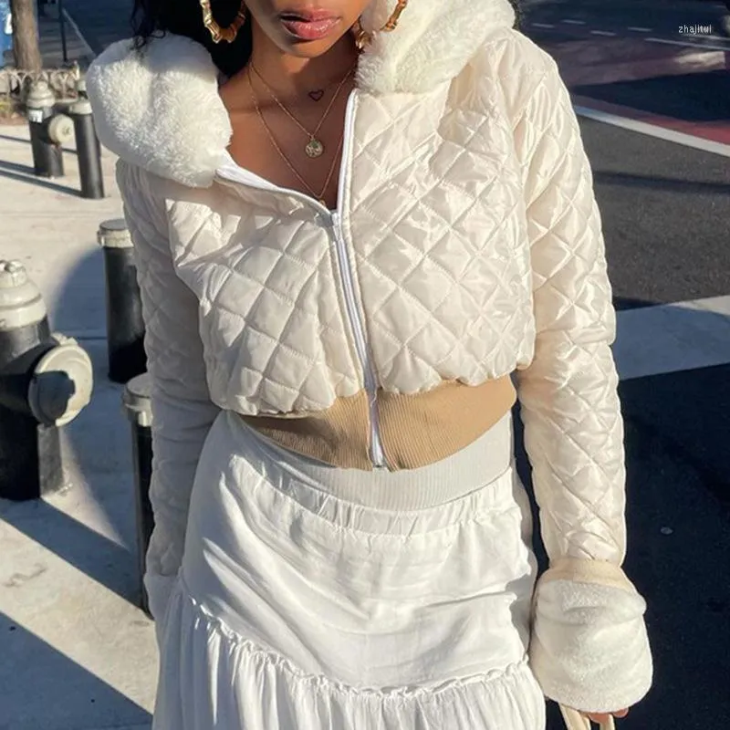 Giubbotti da donna 2022 moda invernale sexy collo di pelliccia trapuntato vita corta piccolo cappotto abito di cotone sottile abbigliamento alla moda