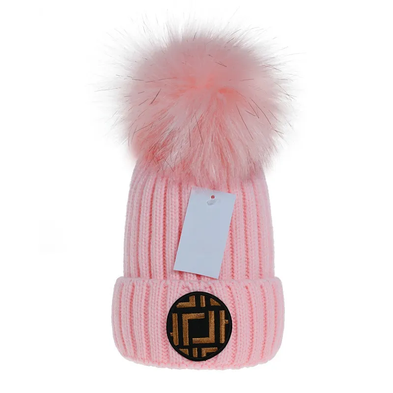 Winter desingers luxurys beanie warm gebreide dop oorbeveiliging casual temperament koude pet ski caps Europe tide 7 kleuren optie om zeer mooie pp-1 te kiezen