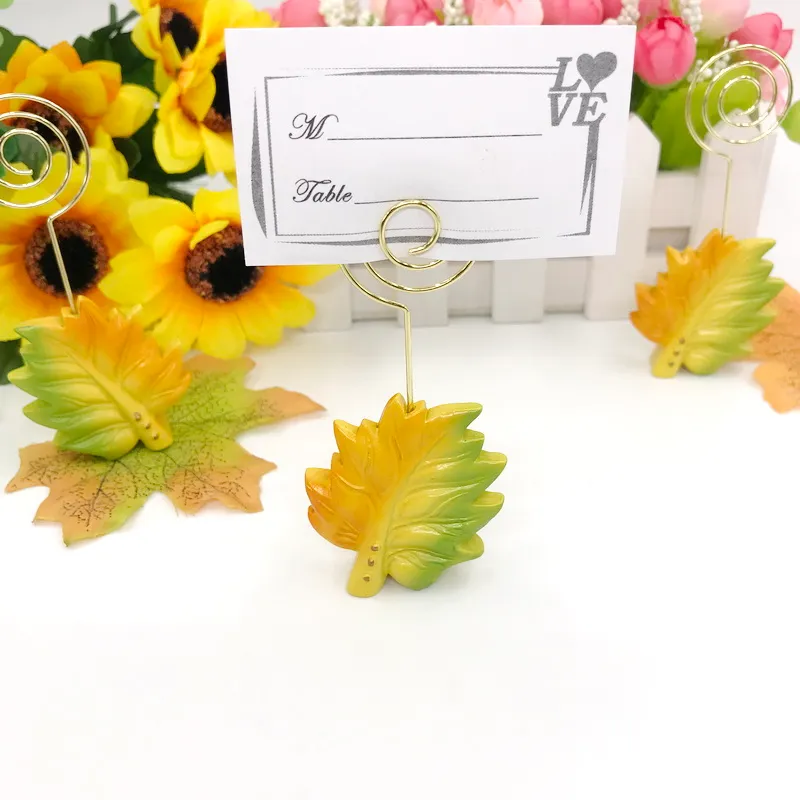 80pcs fall fall Themed Party Decoratives Leaf Design Placeカードホルダー秋の結婚式の好意テーブル名カードクリップ