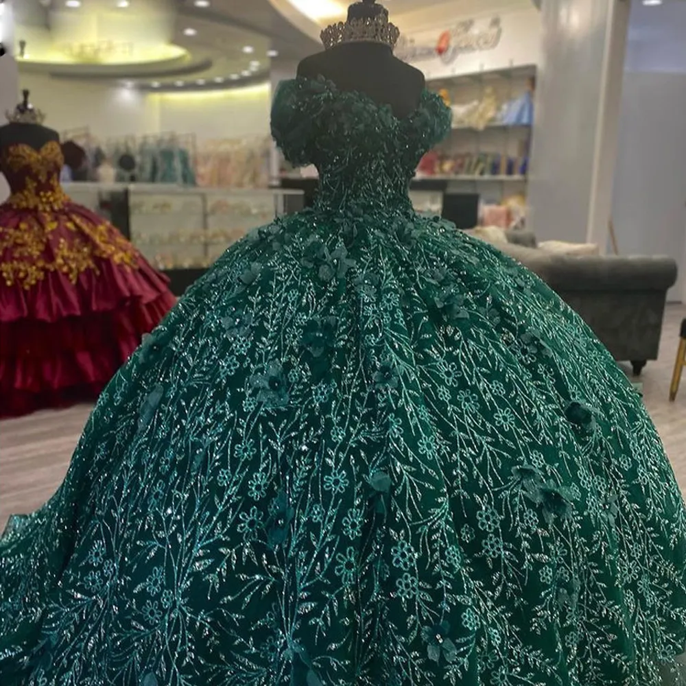 Verde esmeralda quinceanera vestidos fora do ombro glitter doce 15 vestido 3d flor rendas lantejoulas vestidos de xv anos 326 326