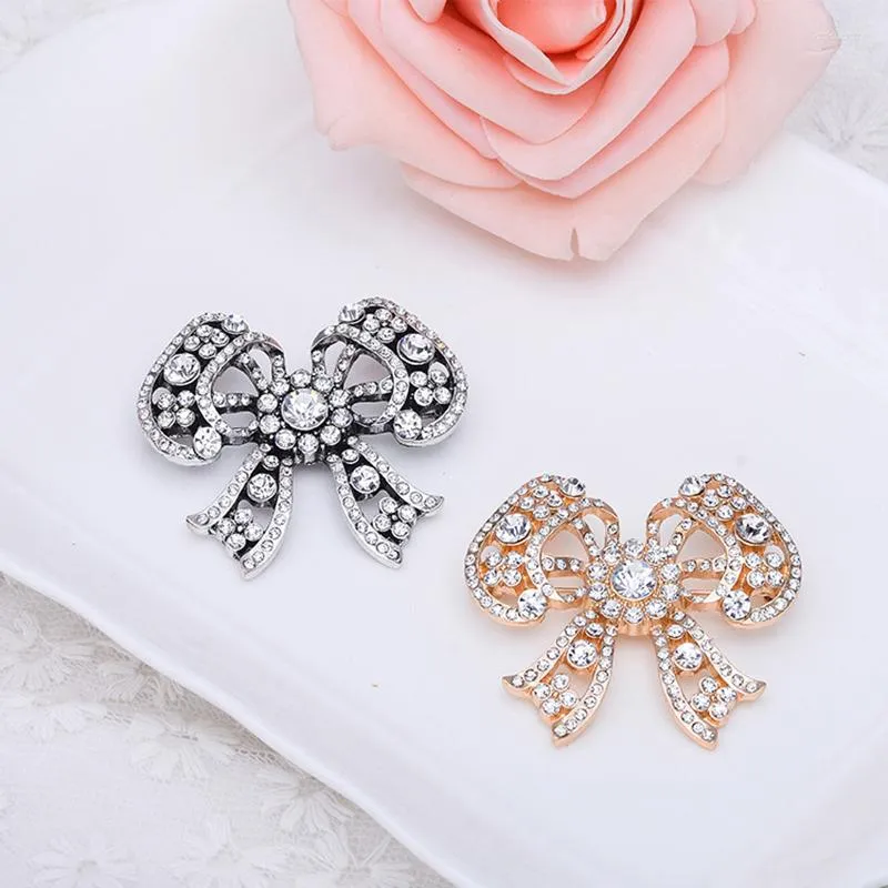 Spille Colore argento Strass Fiocco Grande Spilla Bowknot Spilla Gioielli moda vintage Accessori primaverili per uomo Donna