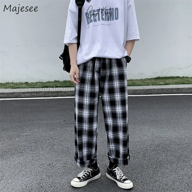 Pantalons pour hommes Hommes Casual Plaid Cheville Longueur Lâche Large Jambe Allmatch Taille Élastique Pantalon De Mode Streetwear Harajuku Coréen Rétro Ins 221007