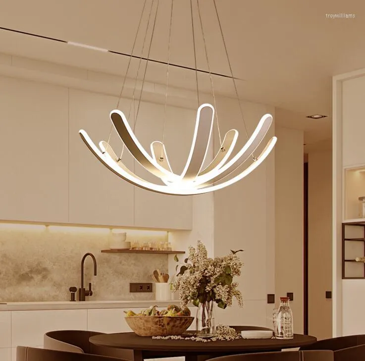 مصابيح قلادة LED Post Post Modern Ghandelier Creative Style Simple Livid Room Lamp Massion Restauran
