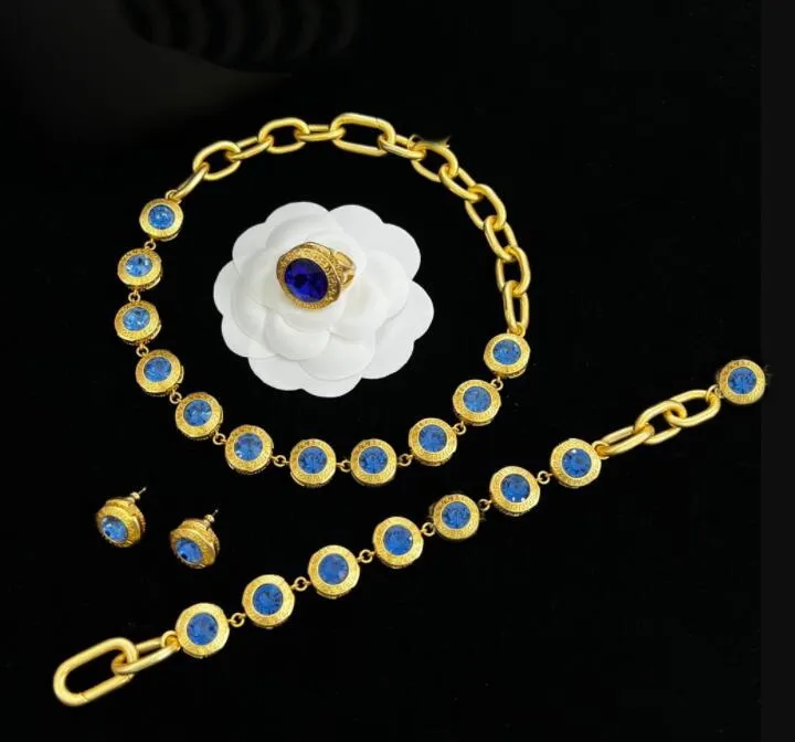 Роскошные женские ожерелья из голубого хрусталя смолы, браслет, серьги, кольца, шпилька, набор Banshee Medusa Portrait, 18-каратное позолоченное дизайнерское ювелирное изделие CYS --32