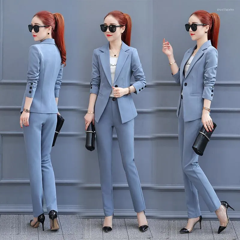 Classic Black Womens Suit, Office Women 3 Piece Suit With Slim Fit Pants,  Buttoned Vest and Single-breasted Blazer,office Wear for Women - Etsy |  Black suit dress, Suits for women, Black womens
