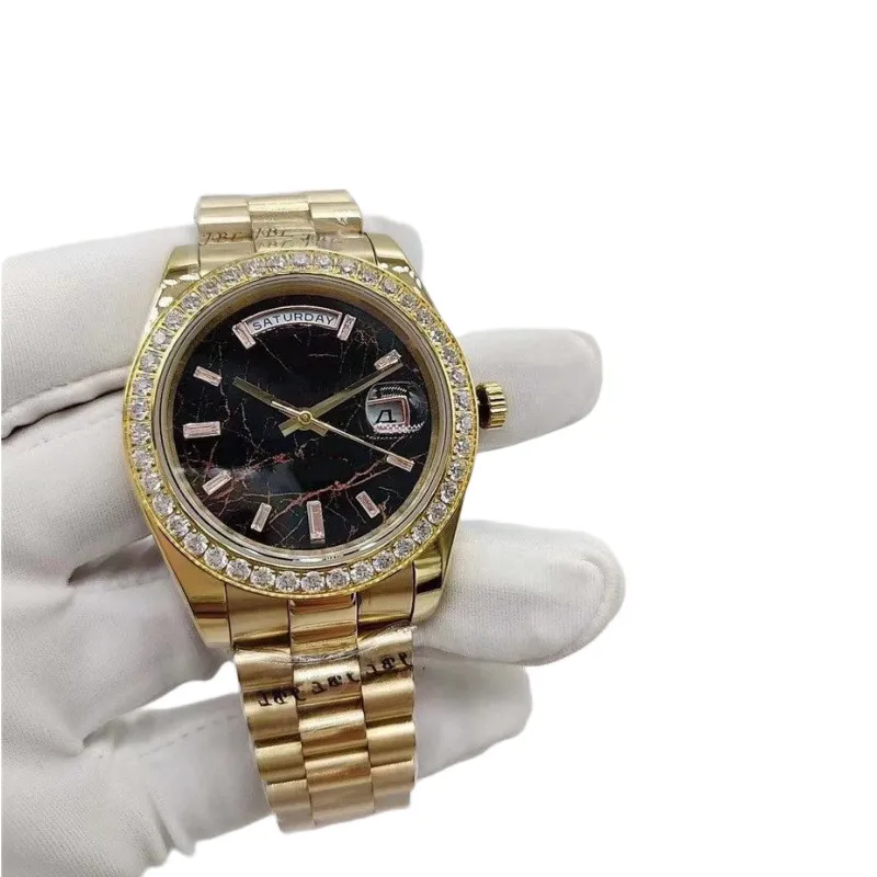 Super Factory Mens Watch DayDate 41mm Yellow Gold Automatisk mekanisk r￶relse Diamond Bezel Rostfritt st￥l Middle Row Shell Borr Wristwatch