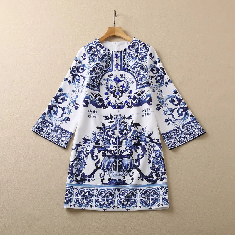 2022 Autumn Round Neck Beaded Dress Blue Blue and White Porcelain Print 4/5 Sleeve Rhinestone Short Loose Casual Dresses S22O080114