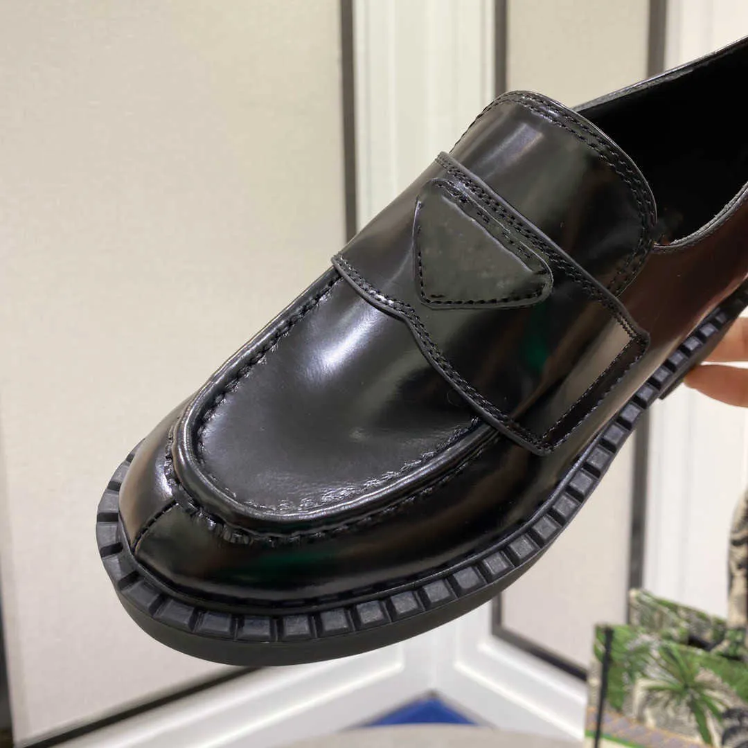 Обувь для обуви женская обувь роскошное платье Love Черно-белое 35-42 размер содержит коробки бренд PR