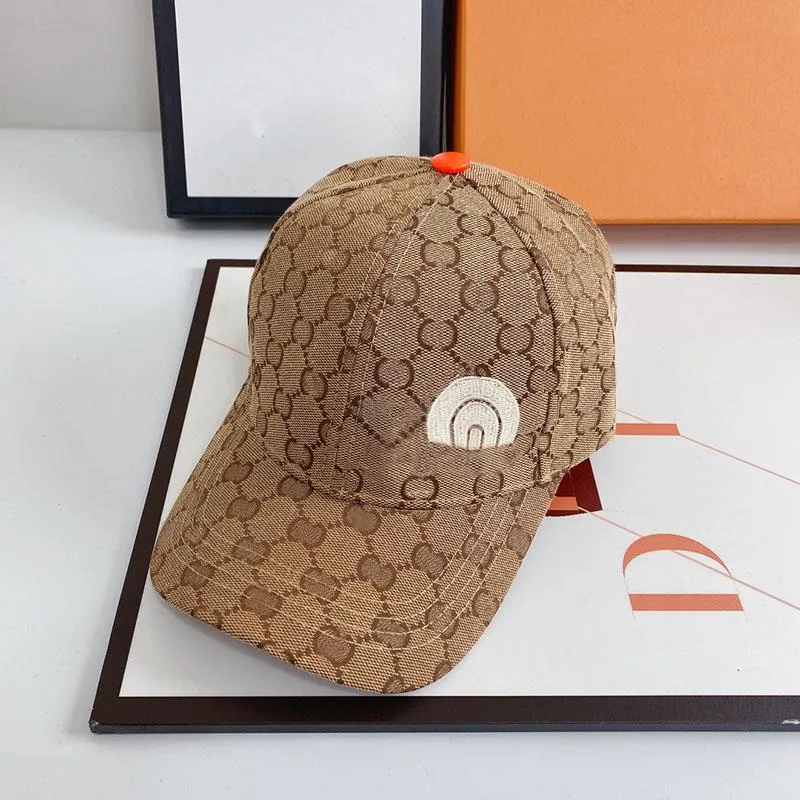 Designer Baseball Caps Marque de mode Lettre Chapeau Dames Réglable Base Ball Cap Couple Street Style