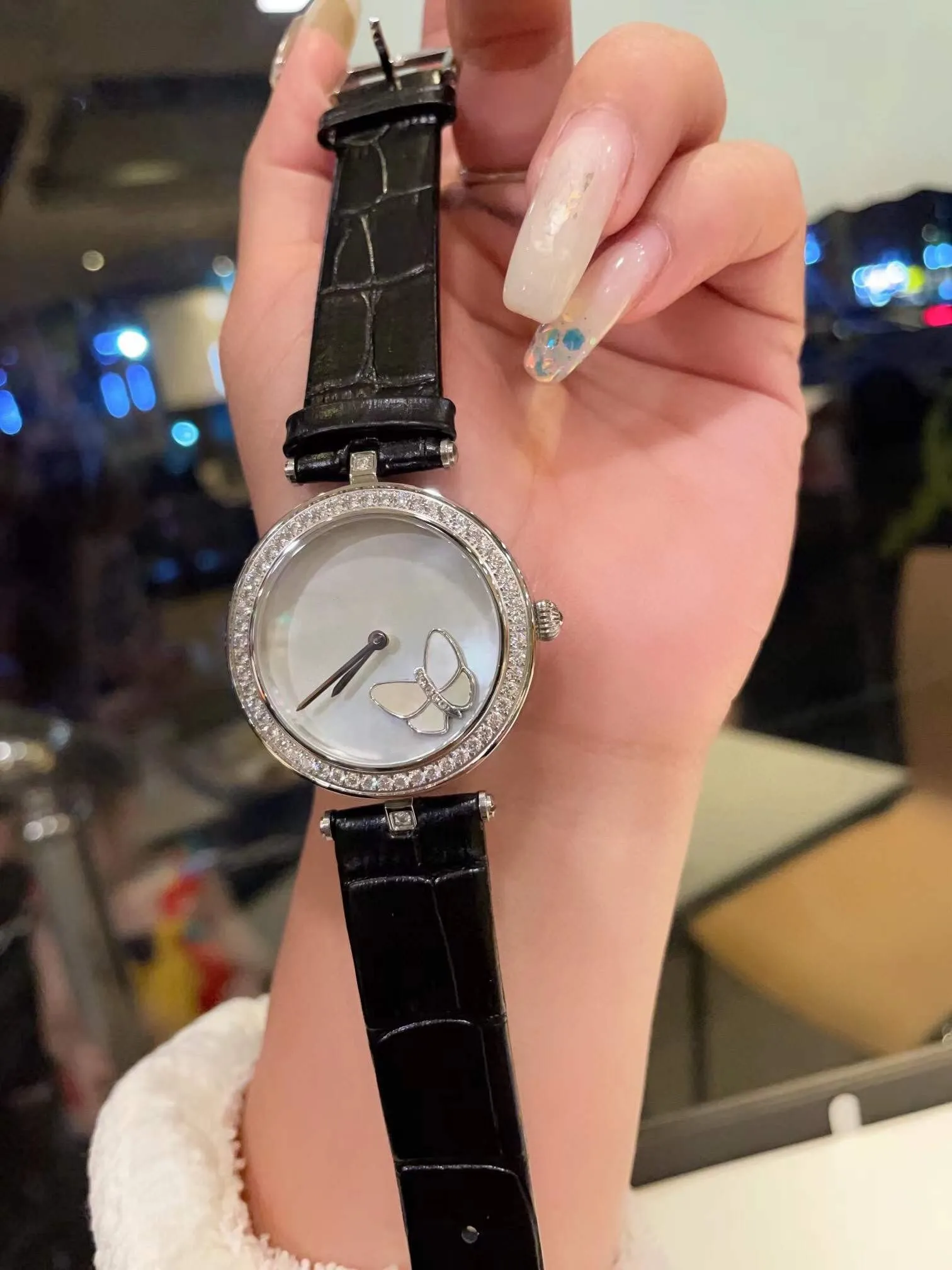 Women’s Crystal butterfly watch ?media_id=3349793377287468518 main image 2