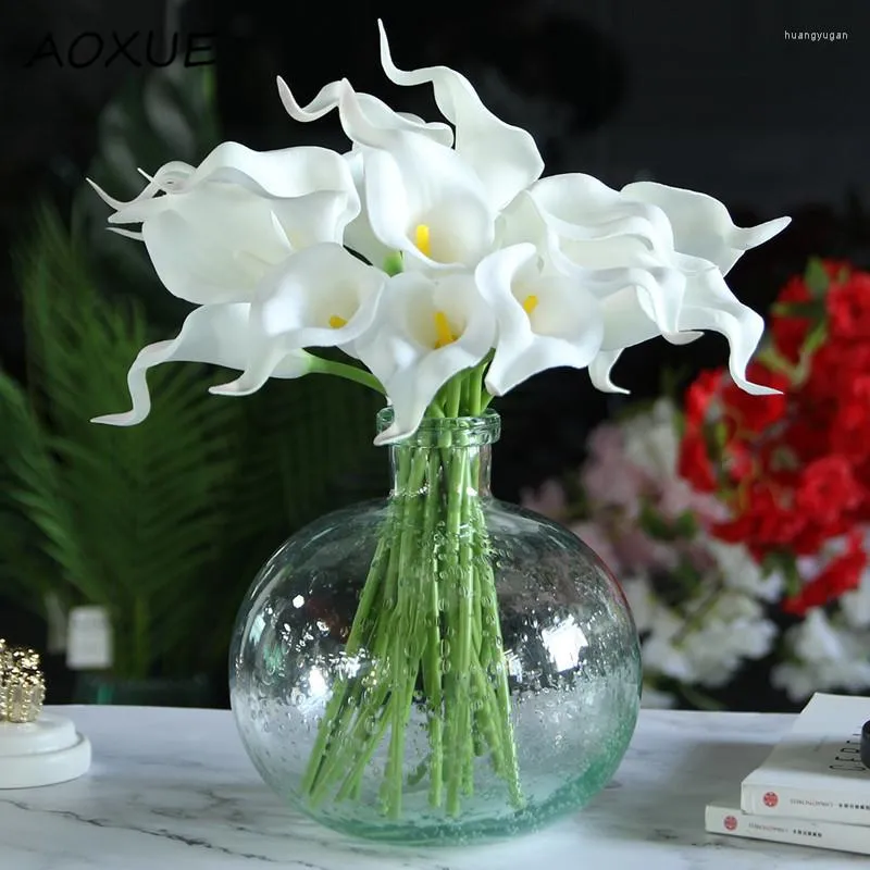 Flores decorativas AOXUE PU Mini Simulação Flor Calla Lily Sala de jantar Mesa de jantar Estudo