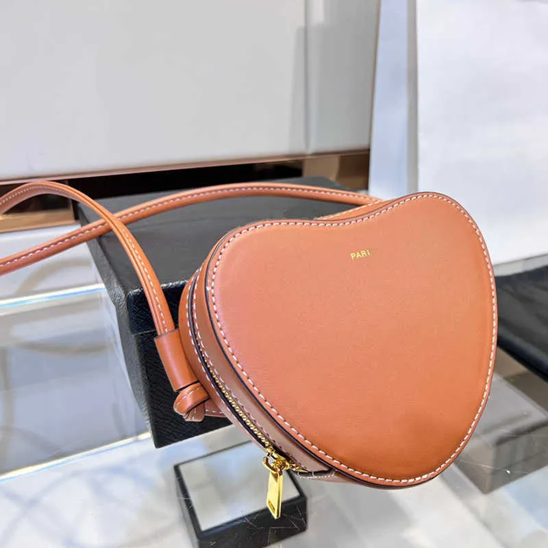 Kvällspåsar axelväska designer crossbody väskor älskar läder handväskor damer mode messenger plånbok mini retro tygväska 4 färger 220915