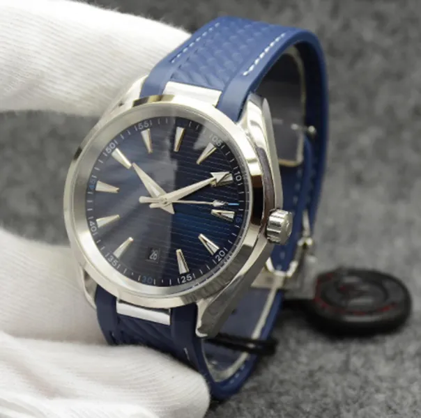 NOUVELLES Montres pour hommes Style Cadran bleu Montre 42mm Automatique Mécanique En Acier Inoxydable Dos En Verre Sports Mer Montres de luxe Cadeaux De Noël 316L