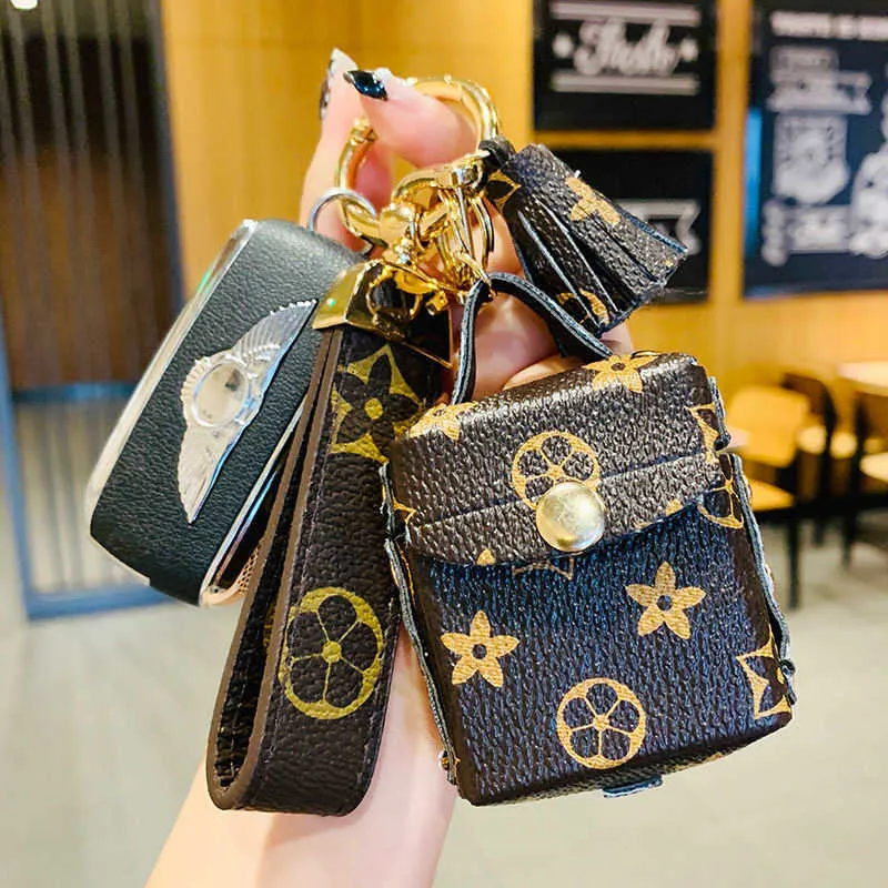 Kvällspåsar 2021 Designer Letter Bag Bag Wallet Keychain Keyring Fashion Purse Pendant Car Chain Charm Brown Flower Mini Bag Trinka Gifts Accessories229x