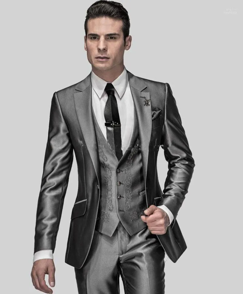 Herrdräkter grossist- 2022 Ankomst Slim Fit Groom Tuxedos Shiny Grey Man Suit Notch Lapel Groomsman Men Wedding Bridegroom 3 Pieces1