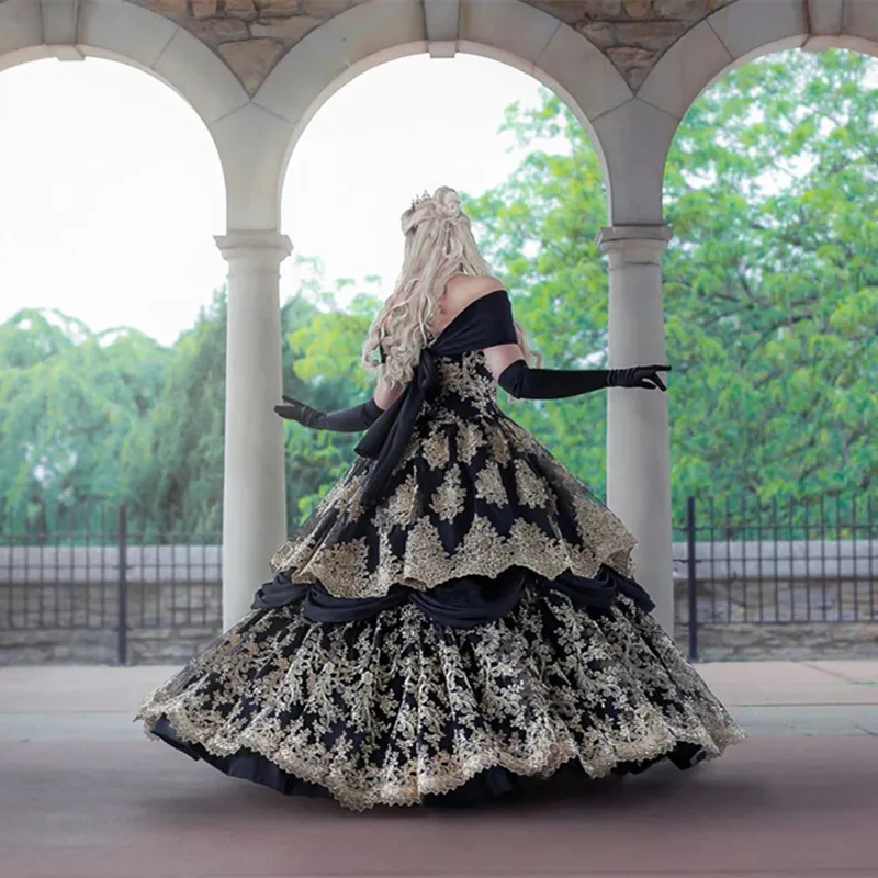 Gold black wedding dress discount