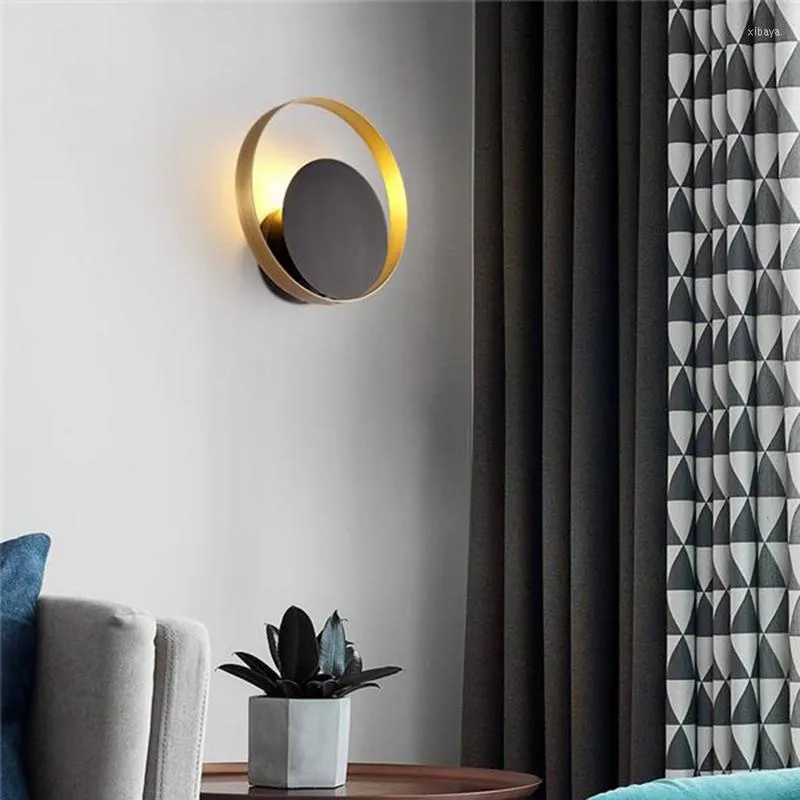 Duvar lambası Nordic Tasarım LED Yatak Odası El Yatak Dekorasyon Metal