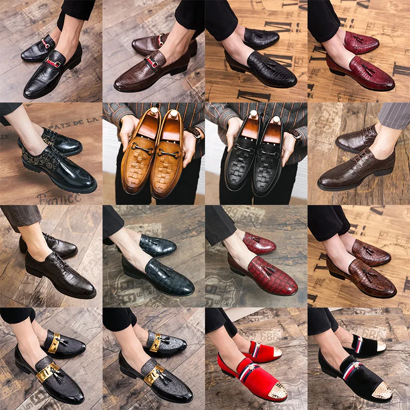 Lüks brogue Oxford ayakkabı sivri burunlu deri ayakkabı taklidi oyma püskül payetler metal toka high-end erkek moda resmi rahat slip-on ayakkabı çeşitli boyutlarda