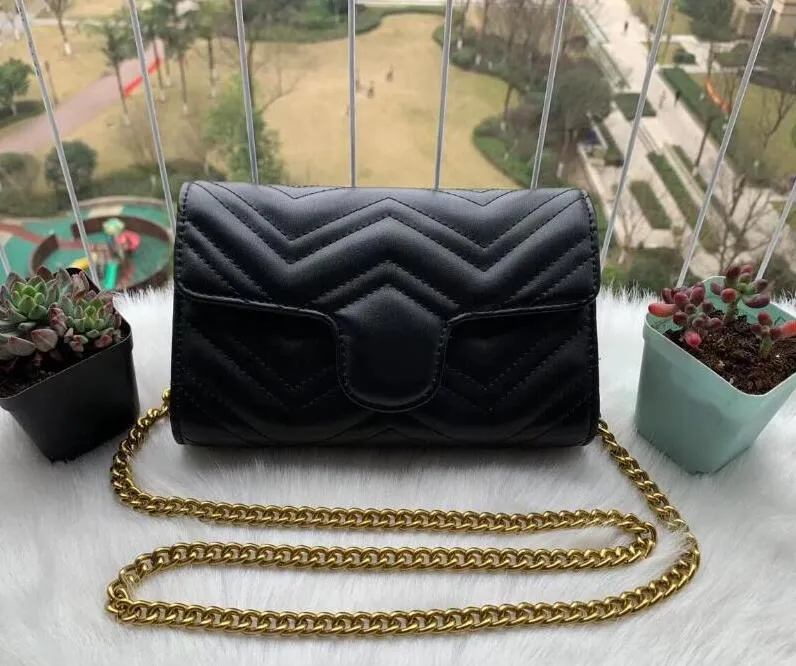 Mini borsa a tracolla a catena nera di design classico di moda Borsa in pelle metallizzata Borsa a portafoglio di lusso Borsa a tracolla da donna