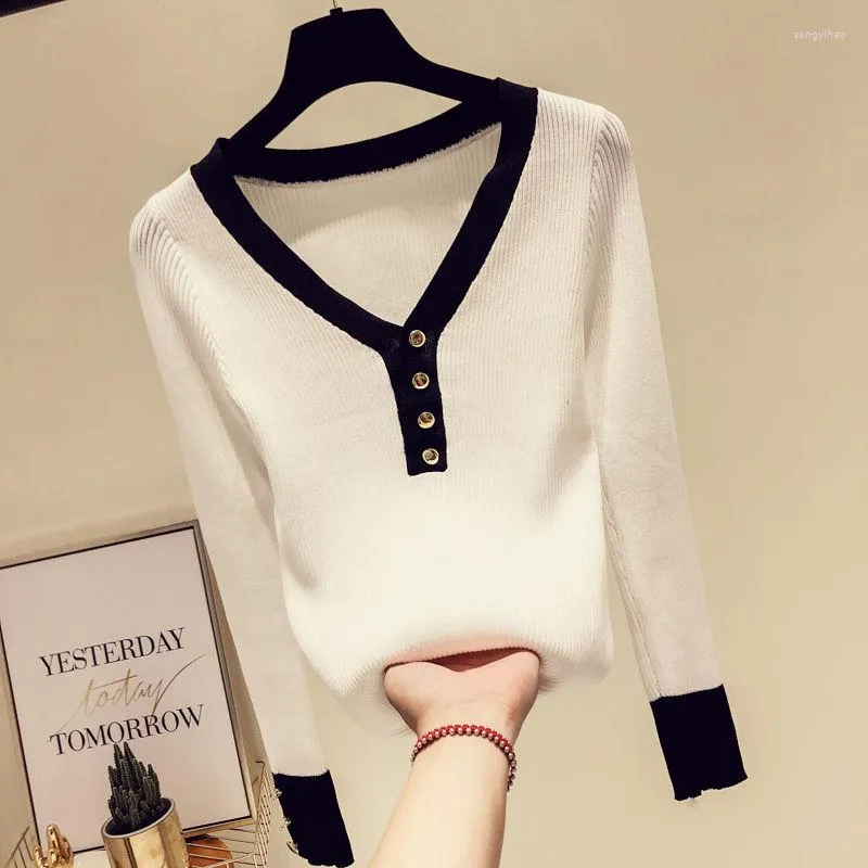 Kvinnors tröjor White Knit Coat Button Pullover Low V krage Kvinnor Tröja Kvinnors T-shirt för tjej Pull Slim Top Tygskjorta kläder