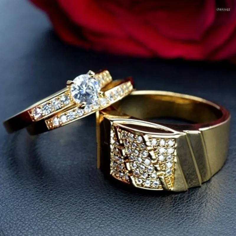 Anéis de casamento dos amantes da moda dos amantes de moda Anel cúbico de zirconia no engajamento de cores de ouro amarelo para mulheres e homens