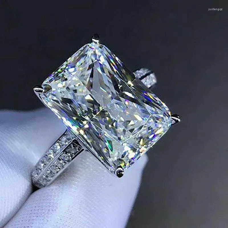 Anelli di nozze di lusso alla moda placcato argento rettangolo di cristallo per le donne brillano bianco CZ pietra intarsio gioielli di moda regalo del partito