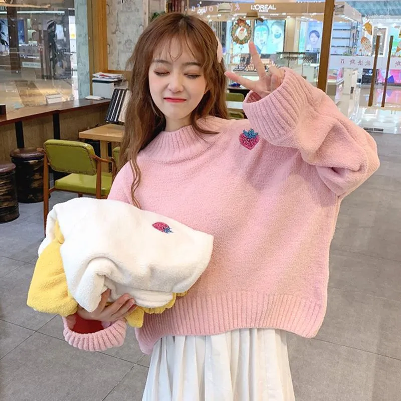 Kadın Sweaters Kadın Tatlı Sevimli Çilek Nakış Kawaii Sweater Moda O Boyun Gevşek Kadın Sonbahar Kış Sıcak Örgü Külkü