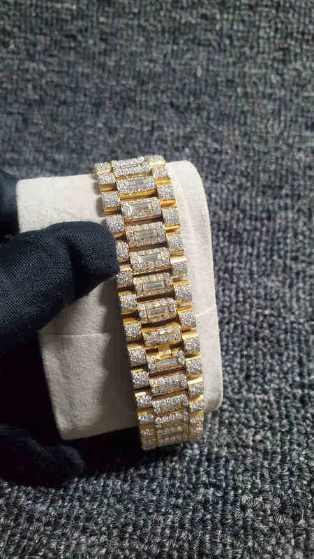 Montres-bracelets 2022 New Iced Out Diamonds Watch PASS TT ETA 3255 mouvement Mécanique Or Jaune Top qualité Hommes LuxuryWatch