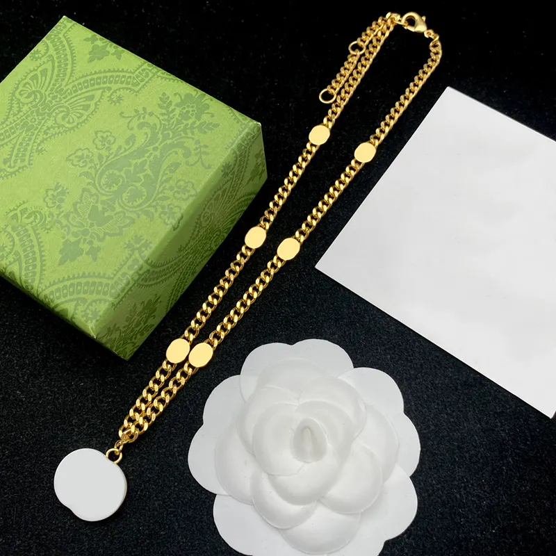 Designer halsband armband ￶rh￤ngen ringar f￶r kvinnor smycken set vitguld mode mens halsband armband ￶rh￤nge ring g smycken brev 2210111d