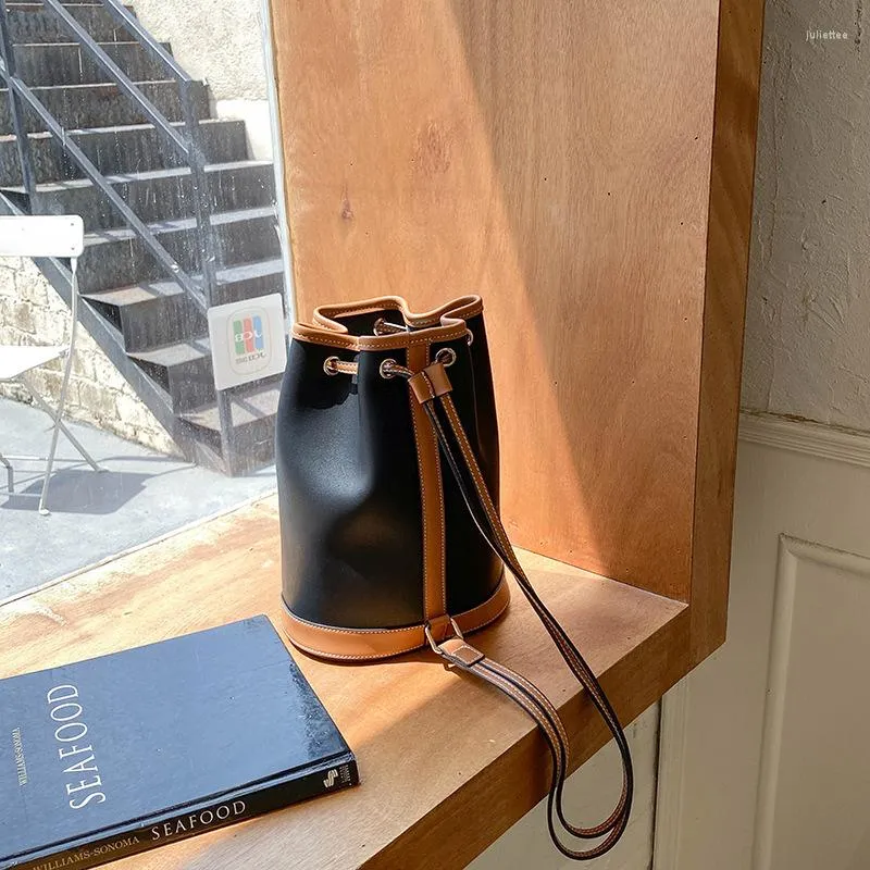 Abendtaschen 2022 Koreanische Stil Tasche Handtasche Mode Zylinder Schulter Große Kapazität Retro Kordelzug Tragbare Eimer Flut