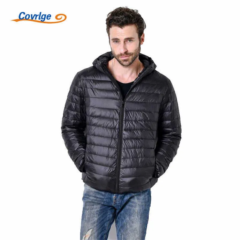 Masculino para baixo Parkas Covrlge 2018 encapuzado Ultralight Wihite 90% Duck Jacket Linha quente Pacote portátil Pacote casual mwy004 G221010