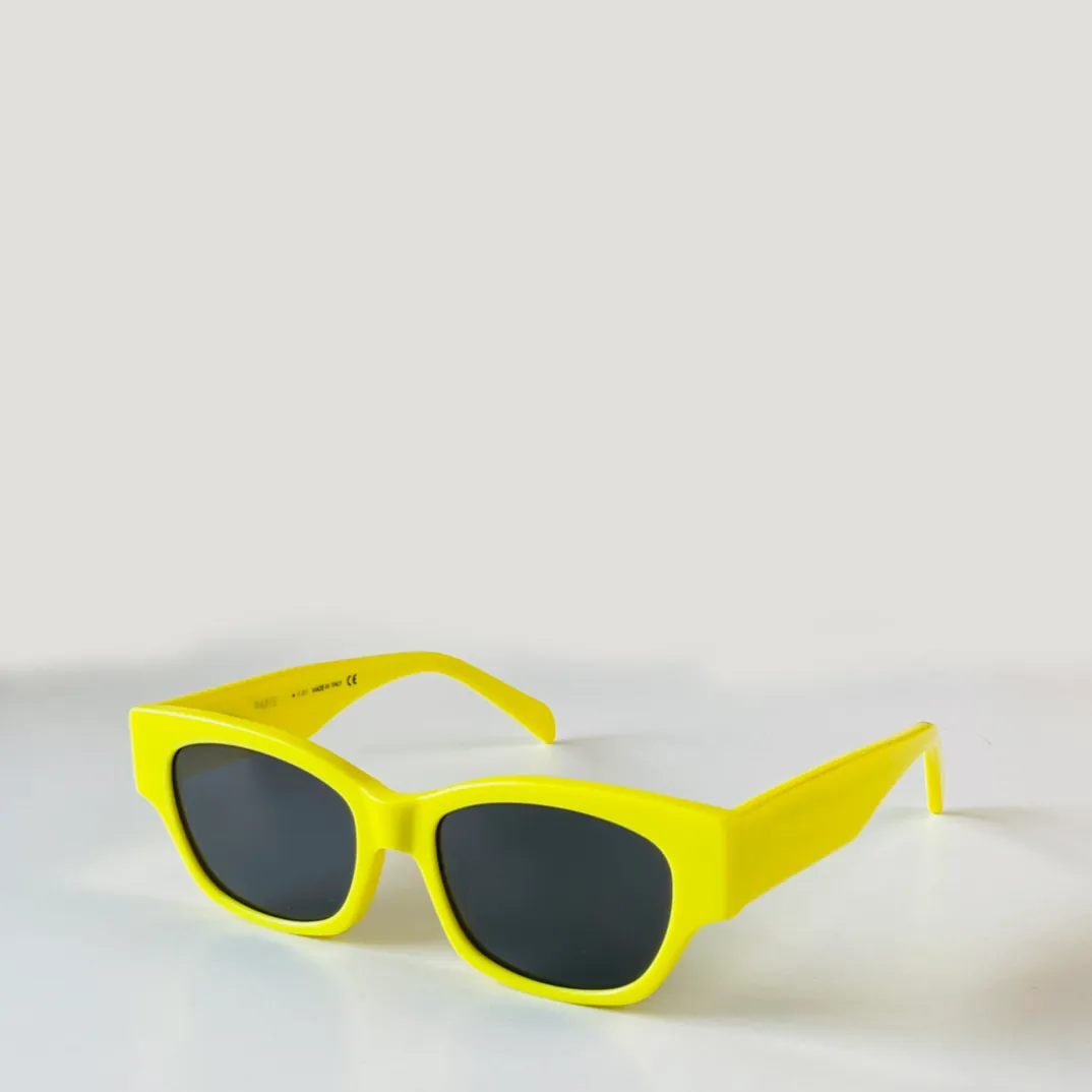 40197U Cat Eye Yellow Dark Grey Solglasögon Designer Glasögon Summer Fashion Outdoor Sun Shades Eyewear Uniesx With Box