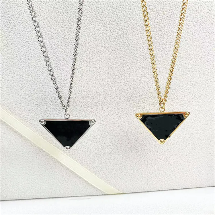 Fashion charm Necklace Sale Pendant Necklaces for Man Woman Punk Style Inverted Triangle Letter Designers Brand Jewelry couple pendant Valentine day gift