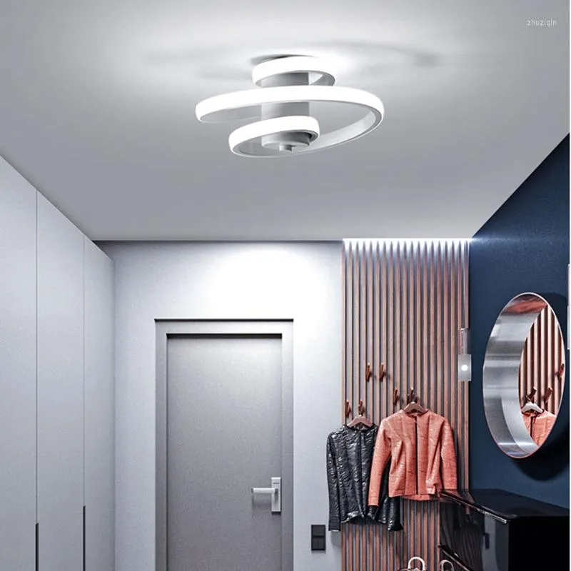 Lampadari Illuminazione moderna per interni di lusso Lampada da soffitto a LED per camera da letto Corridoio Corridoio Lampadario Soggiorno Lustre Light