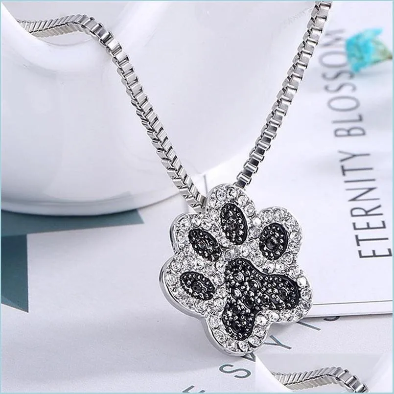 Hangende kettingen hanglagers kettingen fabriek groothandel creatieve sieraden huisdier honden paw fl diamant voetafdruk ketting 208 t2 drop leveren dhnjg