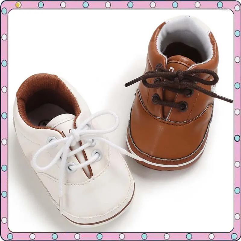 First Walkers Baby Shoes Dziewczęta Miękki solą sportowy Sneaker Niemowlę Klasyczne pu skórzane buty urodzone w Prewalker 0-18m