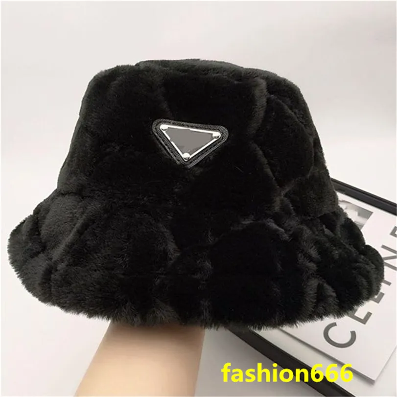 Winter Desingers Bucket Hat Luxurys Widehat tinta unita lettera outdoor donna berretti cuffia uomo testa caldo cashmere berretto teschio lavorato a maglia camionista cappelli aderenti guanti