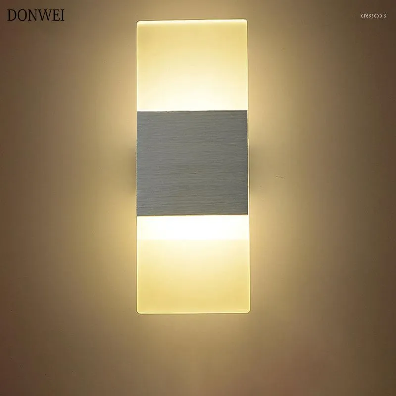 Lampa ścienna Donwei 6W w górę i w dół podwójna głowica Cob Dekoracja wewnętrzna prosta prostokąt przezroczyste światło akrylowe