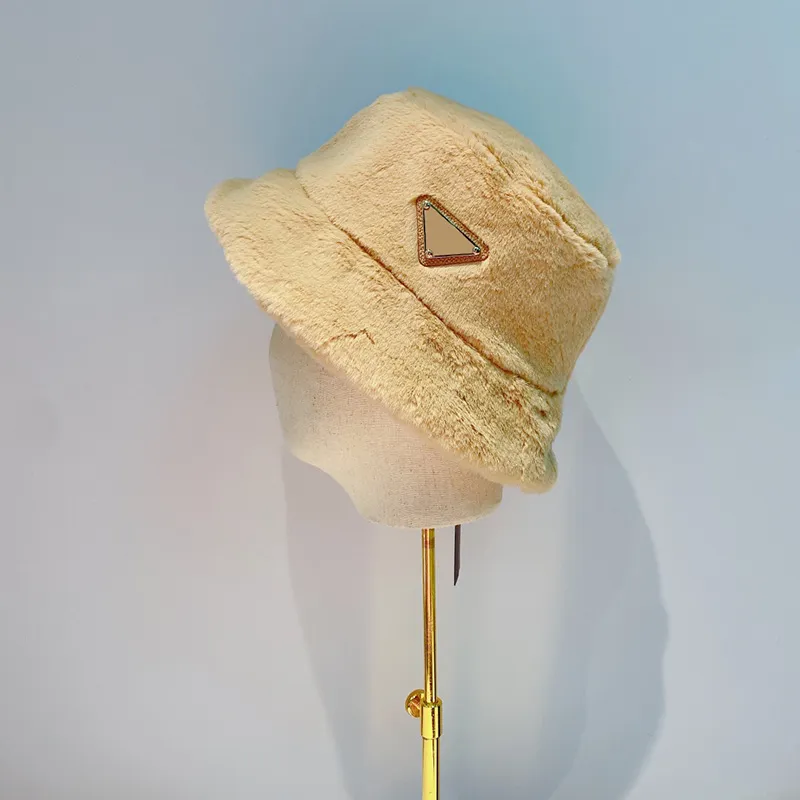 Sombrero de cubo de diseñador de lujo sombreros de invierno Sombrero de pescador de moda El estilo clásico está hecho de tela de pelo de conejo para hombres y mujeres Cálido co5948917